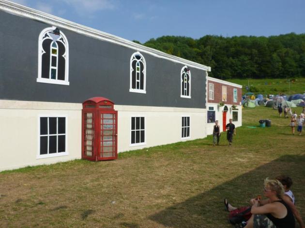 This shows you just how close people were able to camp to the Town Centre