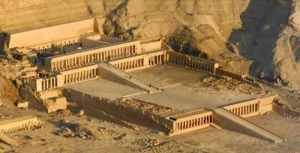 queen-hatshepsuts-temple3