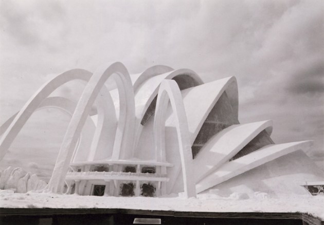 Die Another Day - James Bond 30 ft model of Ice Palace Polystyrene